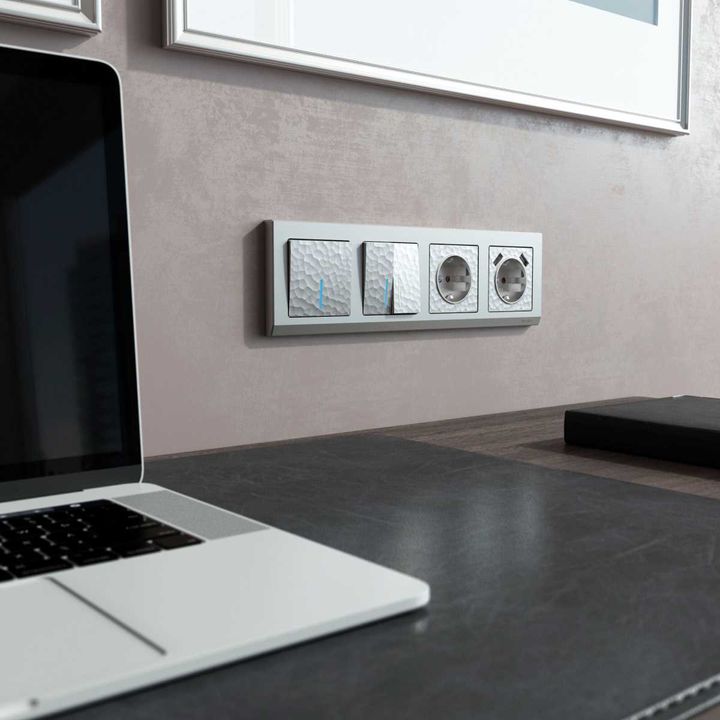 Лицевая панель Werkel Hammer для USB серебряный W1279506 4690389162992