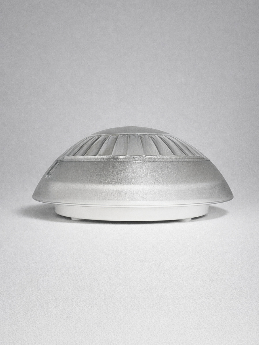 Круглый влагостойкий ударопрочный светильник Е 27 (Поликарбонат, Керамика, IP54)