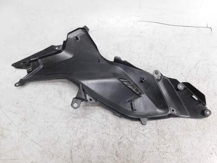 Пластик боковой правый Honda NC700X RC63 83601-MGS-D300
