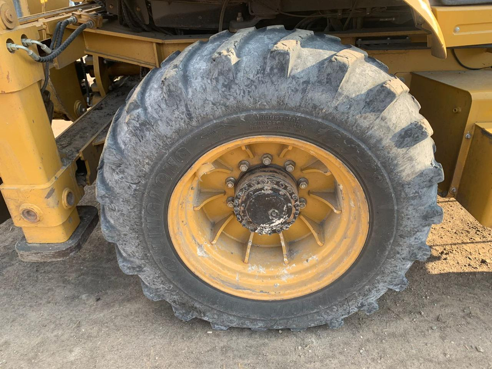 XGMA XG765* Экскаватор-погрузчик XG765H-4TX (Дизельный, 4,8 л, 102 л.с., АТ)
