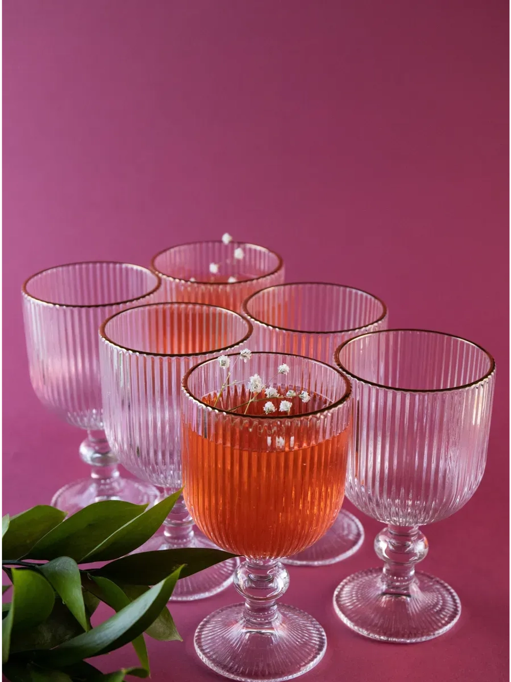 Набор ребристых бокалов вина, 380 мл. 6 шт. с золотой каймой