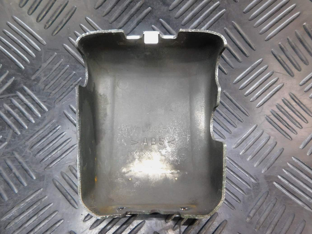 Крышка 4WM-13993-00 Yamaha Road Star XV1600