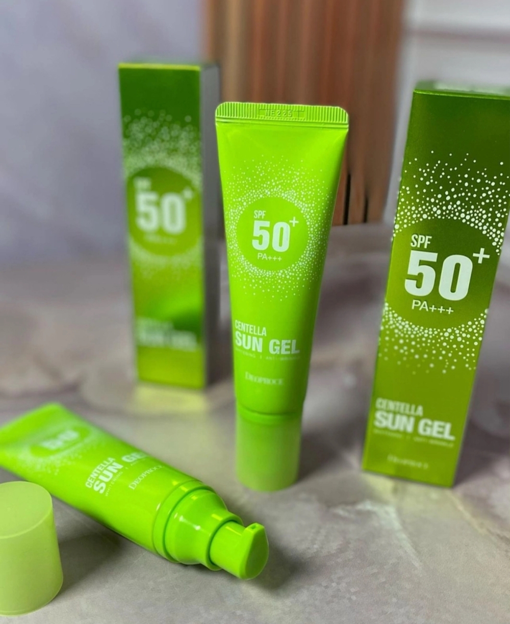 Солнцезащитный гель-крем с центеллой Deoproce Centella Sun Gel SPF 50+, 50 гр