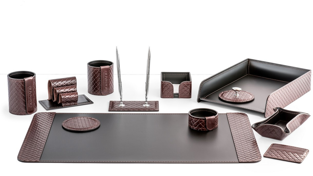 Набор руководителя Рельеф Trend итальянская кожа Full Grain Toscana Treccia & Cuoietto цвет Brown с черным.