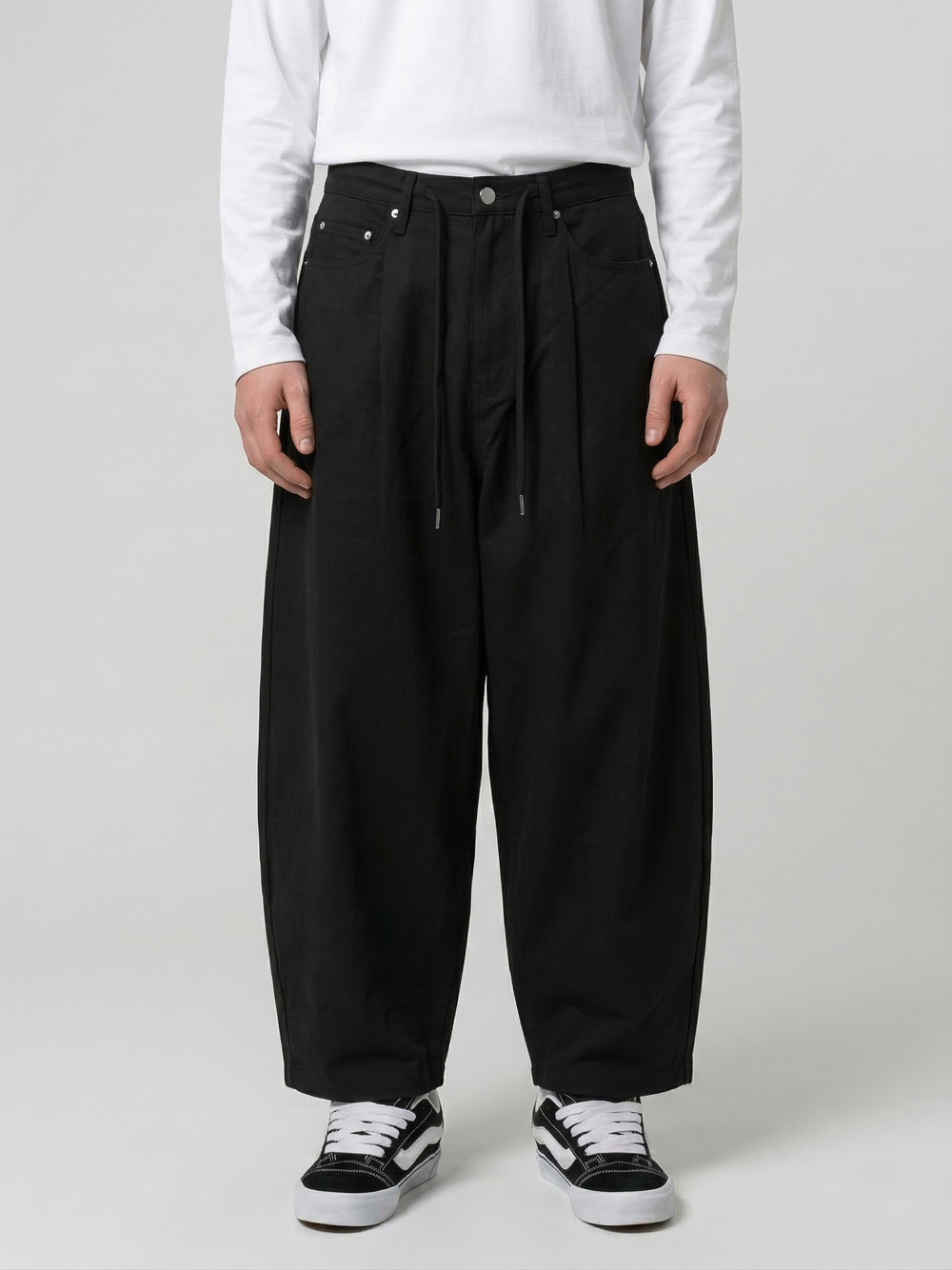 Джинсы UNAFFECTED Оверсайз Черный