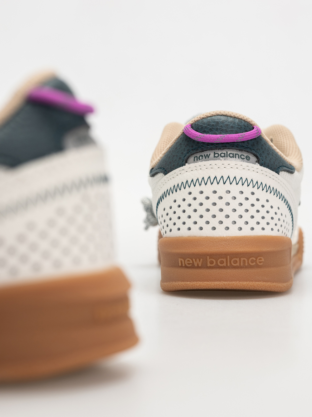 NEW BALANCE 440 бежево-белые