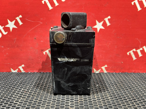 Насос подъема кабины