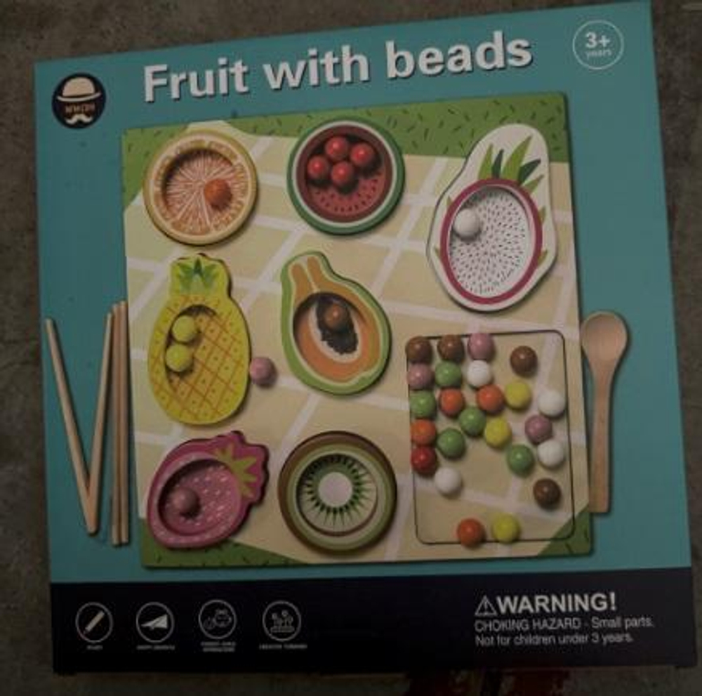 Развивающая игрушка деревянная с шариками Фрукты, коробка C-41931