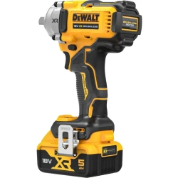 DeWalt DCF892P2T-QW аккумуляторный импульсный гайковёрт (2 x 5 Ач, ЗУ)