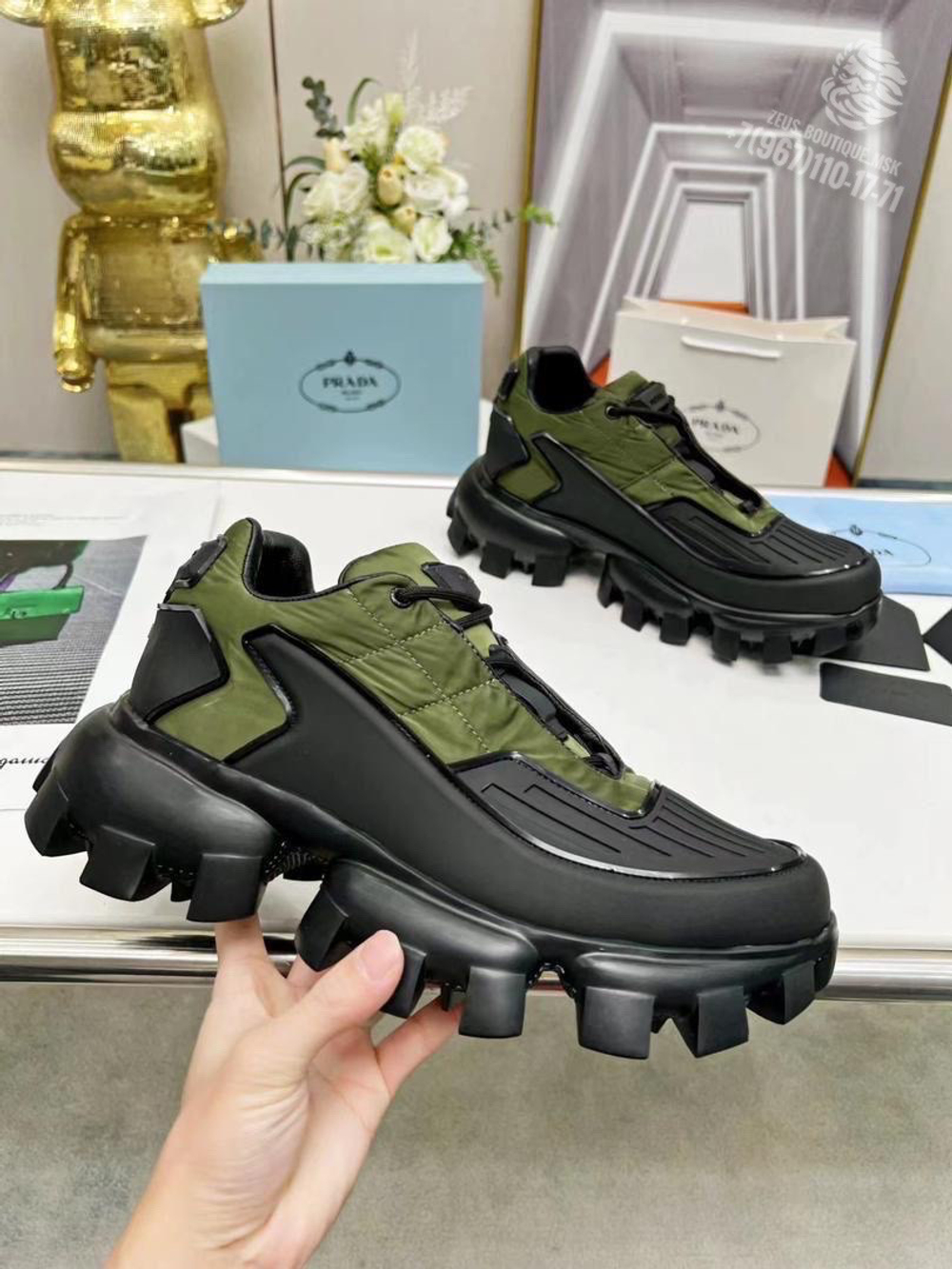 Кроссовки Prada
