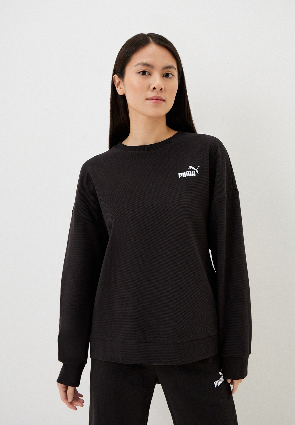 Толстовка женская PUMA ESS+ Relaxed Small Logo Crew FL