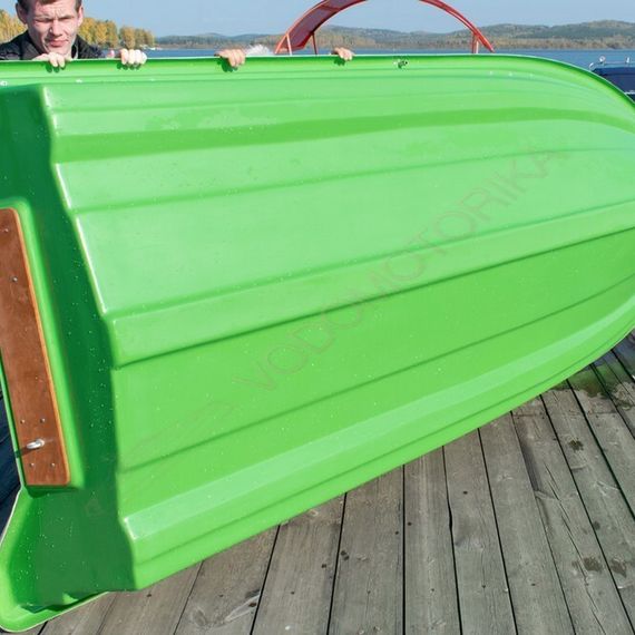 Лодка пластиковая Легант-425