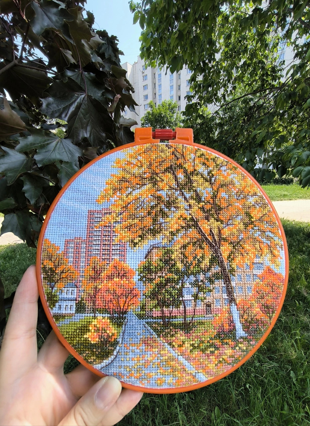 Набор для вышивания крестом Искусница "Шепот осенних листьев"