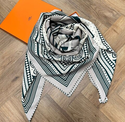 Платок Hermes