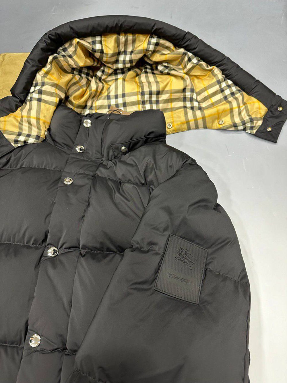 Пуховик Burberry