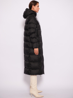 129.W21.001 Пальто женское BLACK