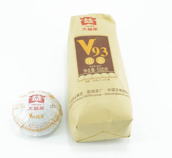 Чай Шу пуэр 2018 г. «V93» марки «Даи» завода «Мэнхай» 100 г.