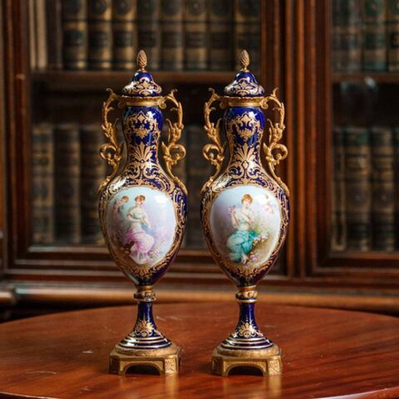 Парные вазы в дворцовом стиле