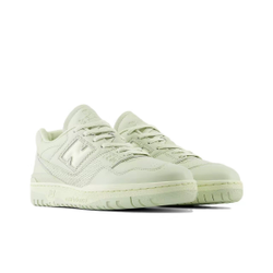 New Balance 550 "Deep Lichen Green"