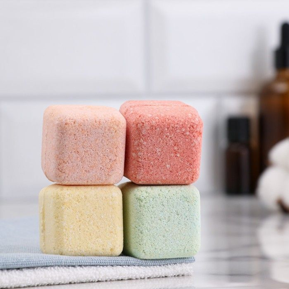 Набор из 4 бомбочек для ванны Цитрусовый фреш с ароматом лимона, лайма, апельсина и грейпфрута (Цвет: не задано)