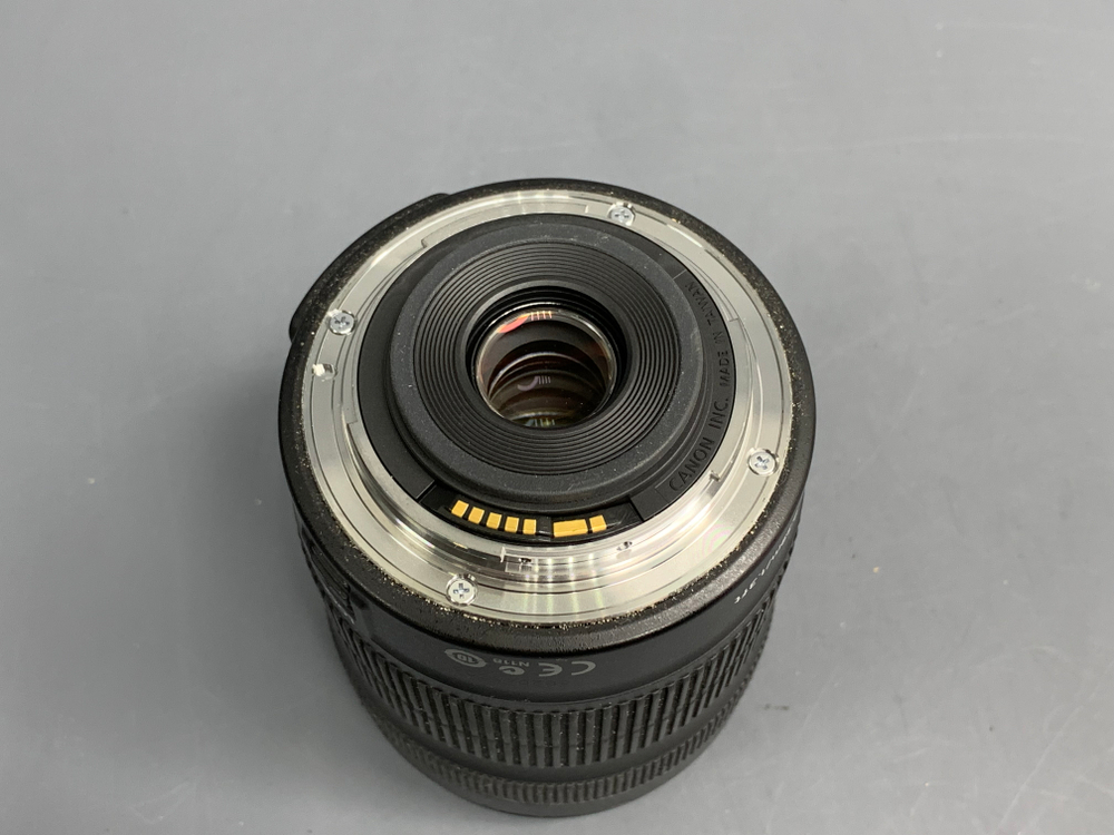 Canon EF-S 18-135mm 3.5-5.6 IS STM