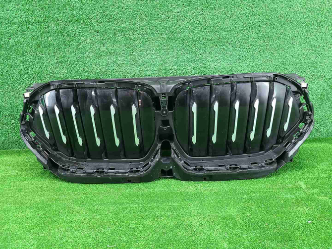 Решетка радиатора BMW X6 G06 (2019-2023)
