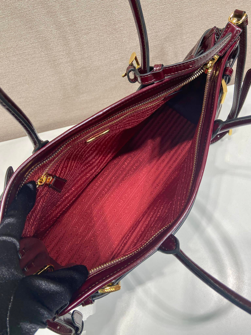Prada Bonnie Large 38 cm