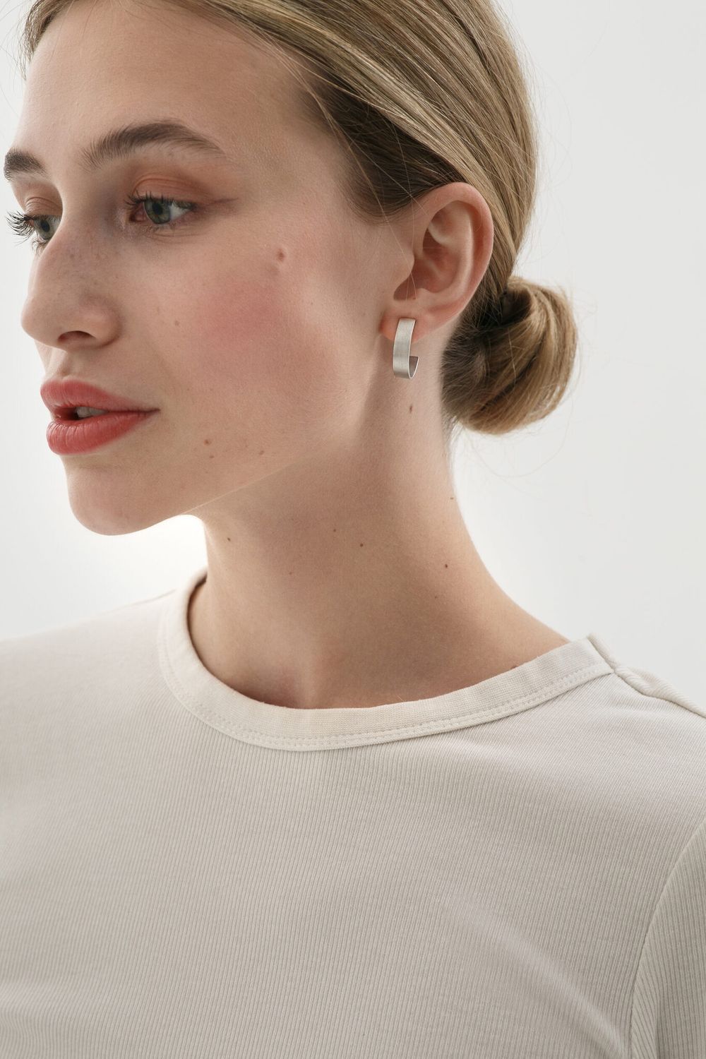 Моносерьга Полукруг базовая
