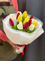 Букет «15 тюльпанов»