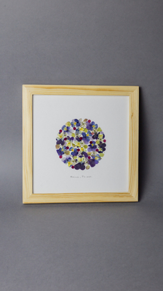 Виола, гортензия, роза. Картина из цветов в рамке