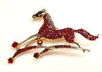 Брошка "Красная огненная лошадь". Женская брошь,украшение.Подарок на новый год. Символ года