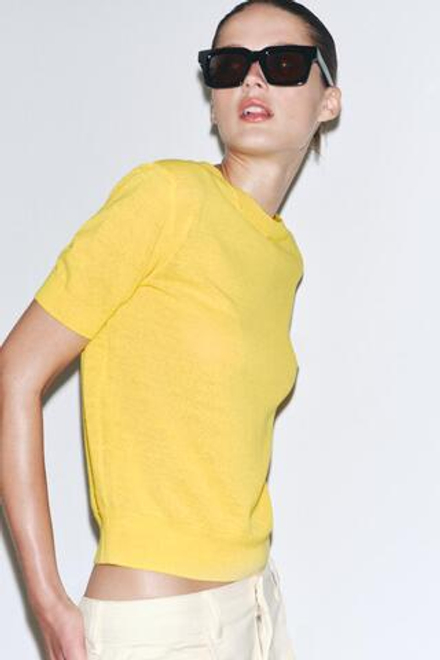 ZARA ТРИКОТАЖНЫЙ ТОП ИЗ СМЕСОВОГО ЛЬНА С КОРОТКИМИ РУКАВАМИ, ЖЕЛТЫЙ
