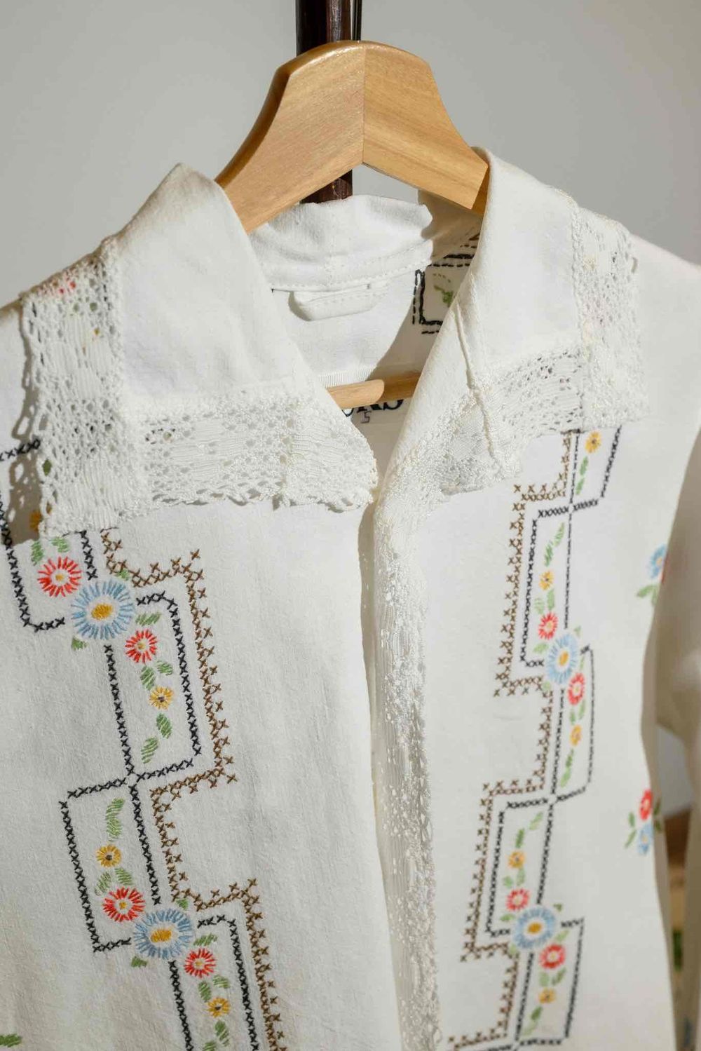 Рубашка Soeurs Lace and Flowers Shirt white