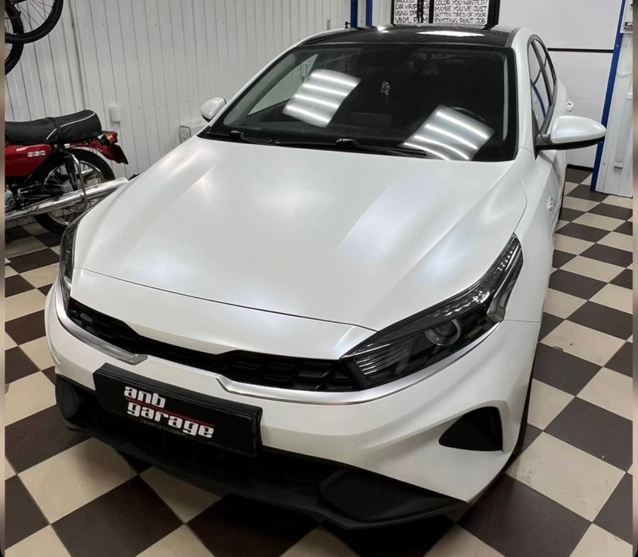 Виниловая пленка Carbins Ceramic White 9010M