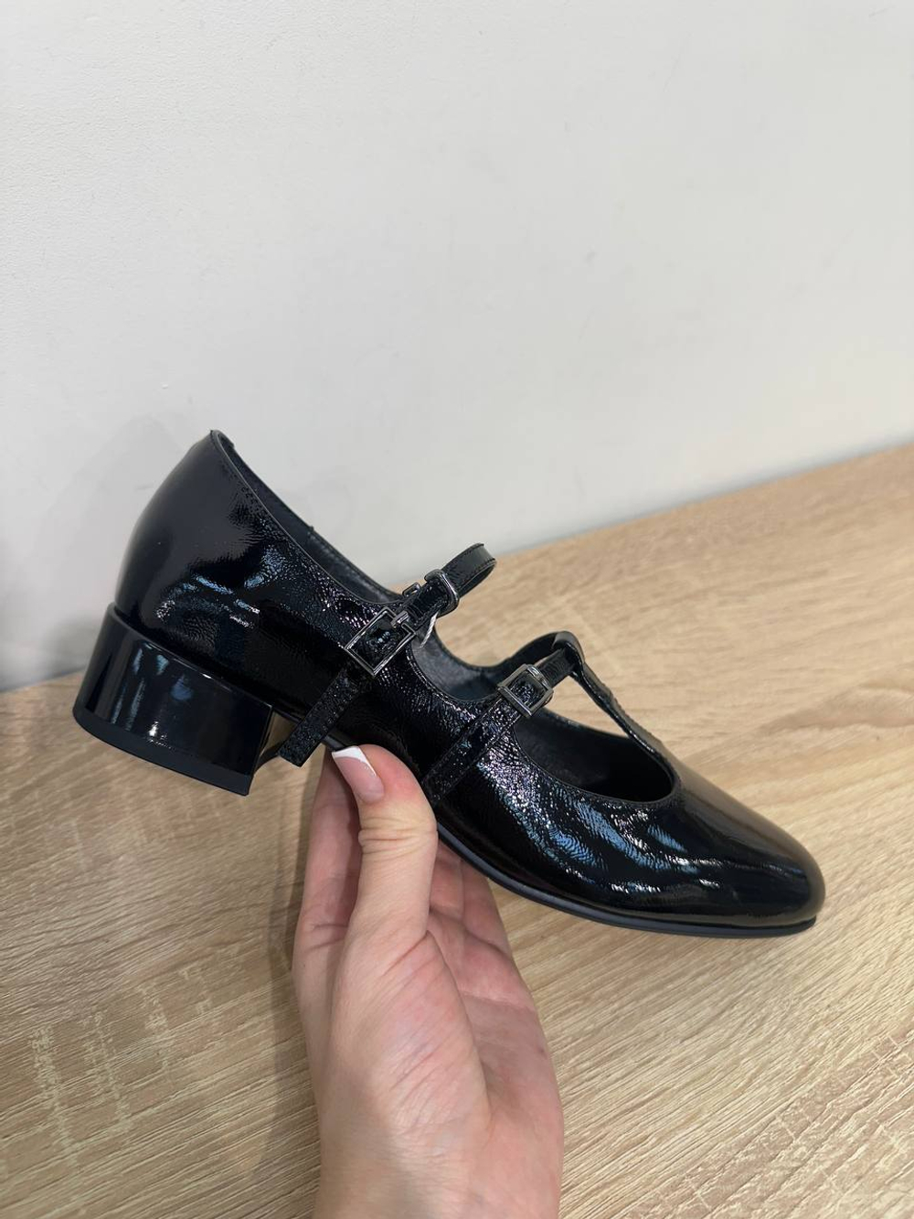 Туфли из натуральной кожи