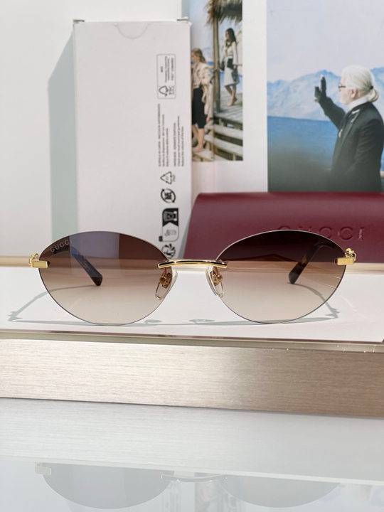 Солнцезащитные очки