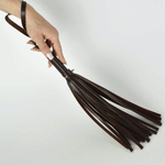 Коричневая кожаная мини-плеть с шипами - 40 см. (Цвет: коричневый)