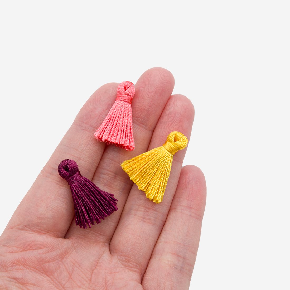 Кисточка декоративная, оттенок "Марсала", 24*5мм, нейлон