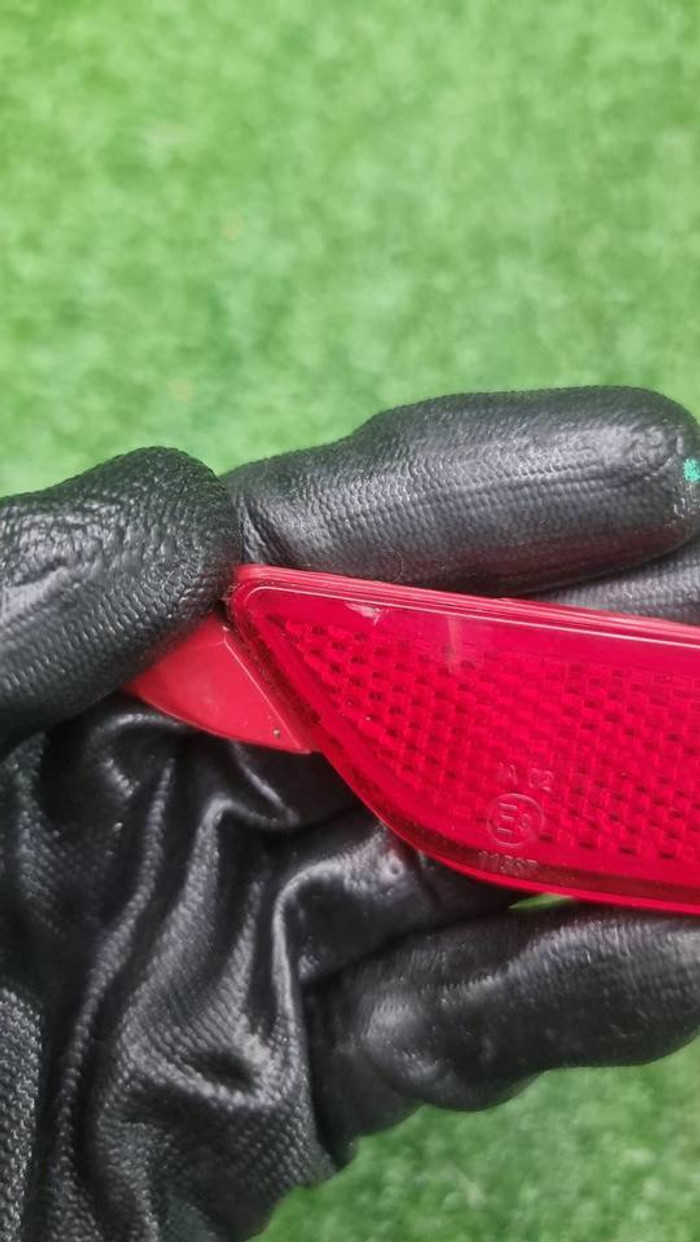 Катафот левый Kia Rio 3 QB (2015-2017) седан