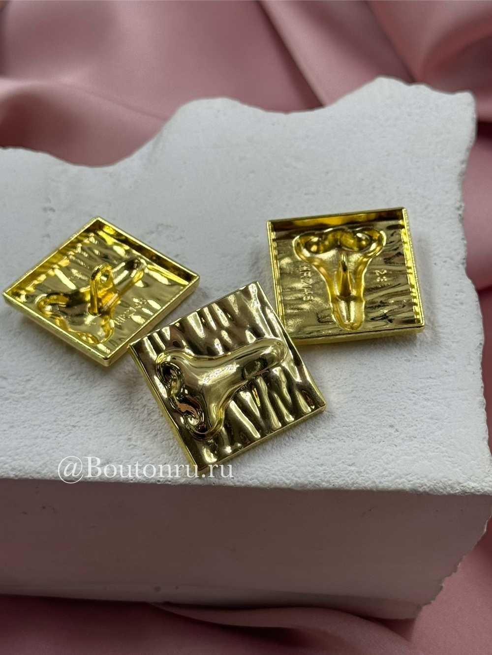 Пуговицы Скиапар. лимонные "Нос"