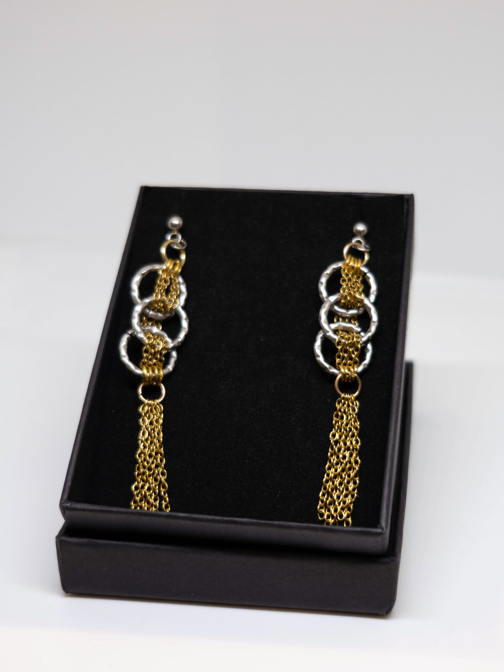 Металлические серьги