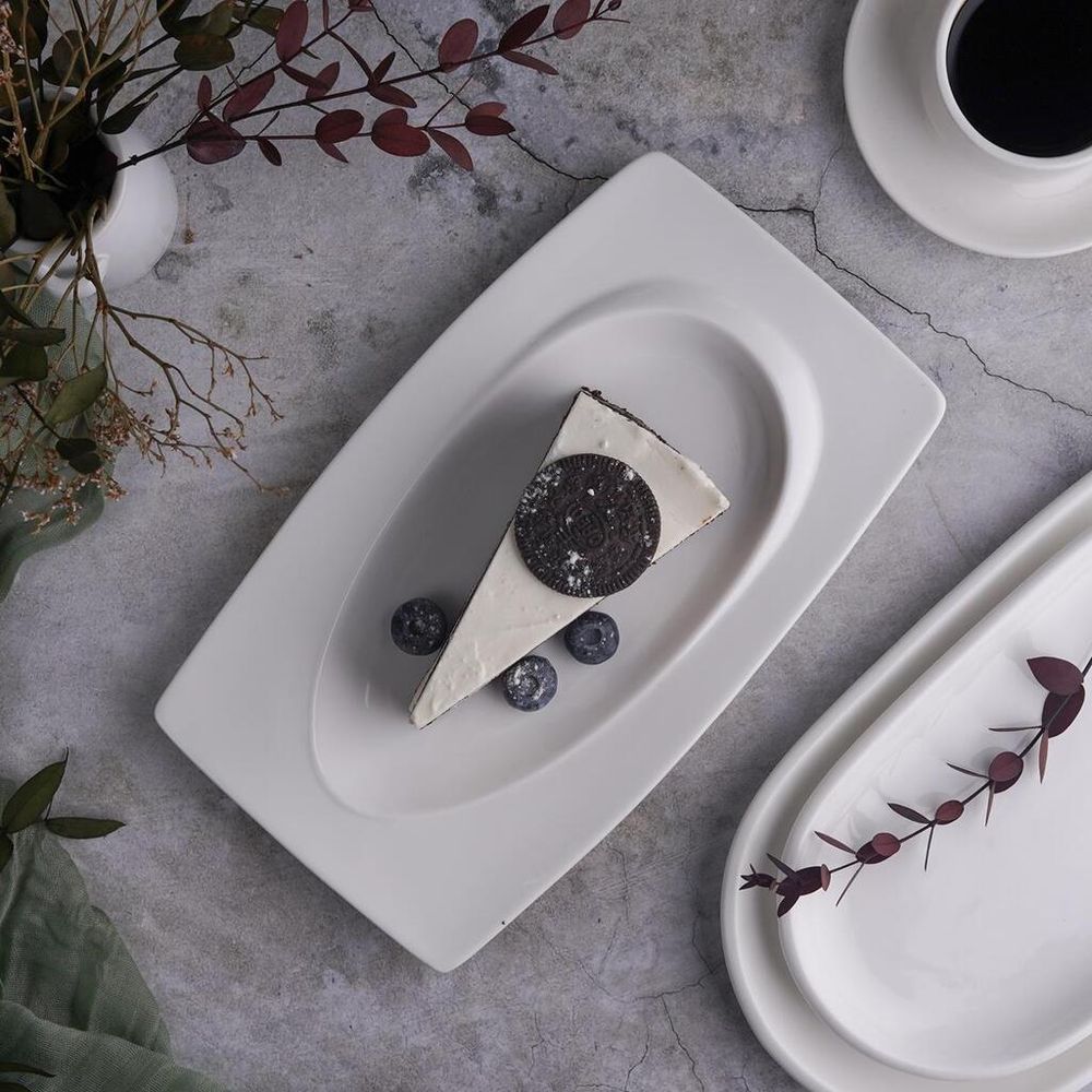 Блюдо прямоугольное 25*14,8 см h2,2 см с бортом Asymmetry белое фарфор NEW P.L. [5]