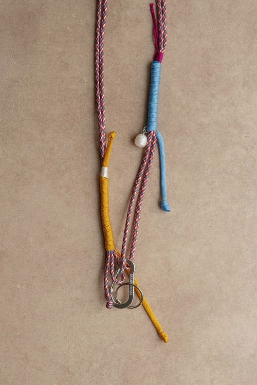 Шнурок на шею Карамелька / Bread&Roses