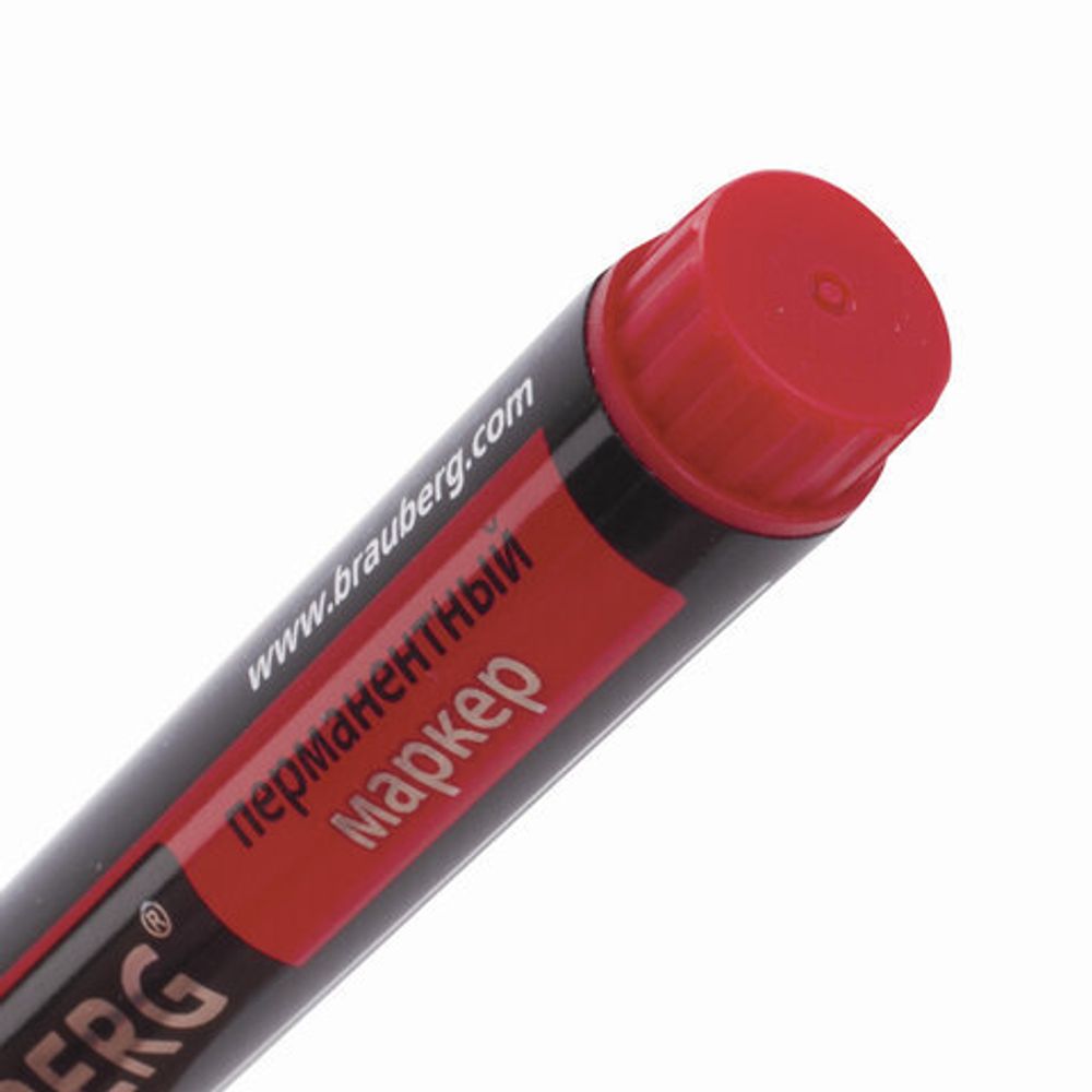 Маркер перманентный (нестираемый) BRAUBERG "Energy", КРАСНЫЙ, круглый наконечник, 3 мм, с клипом, 150477