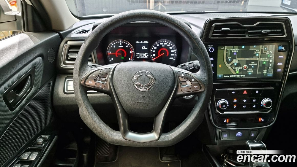 KG Mobility (Ssangyong) Very New Tivoli Дизель 1.6 2WD (09.2020)