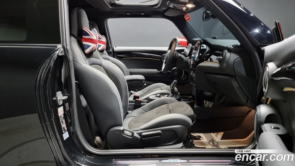 Mini Cooper S JCW (04.2023)