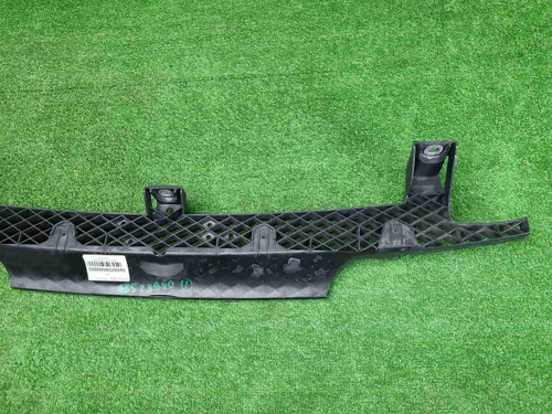 Кронштейн переднего бампера VW Touareg 2 NF 10-14