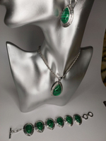 Комплект бижутерии. Подвеска, серьги, браслет с малахитовыми вставками "Малахит" Форма "Капля""