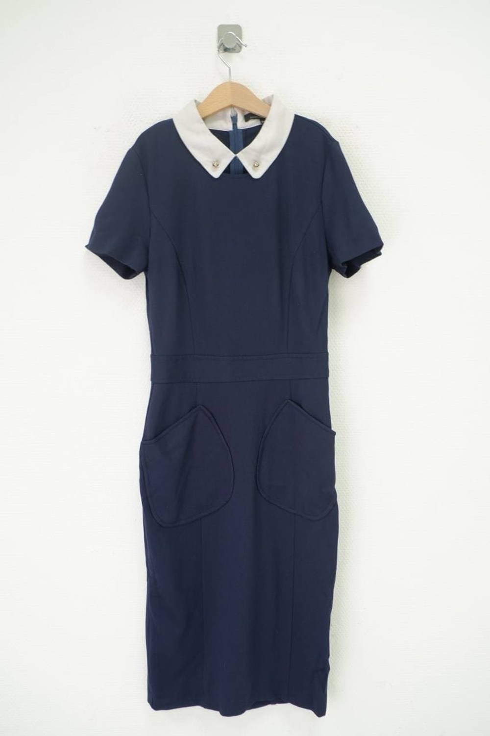 Платье  стильное 44 размер