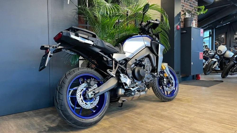 Yamaha MT-09 Tracer (FJ-09), 2025